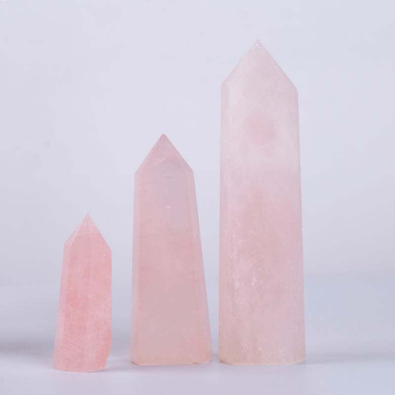 Palo de rosa rosa de cristal natural con punta de cuarzo