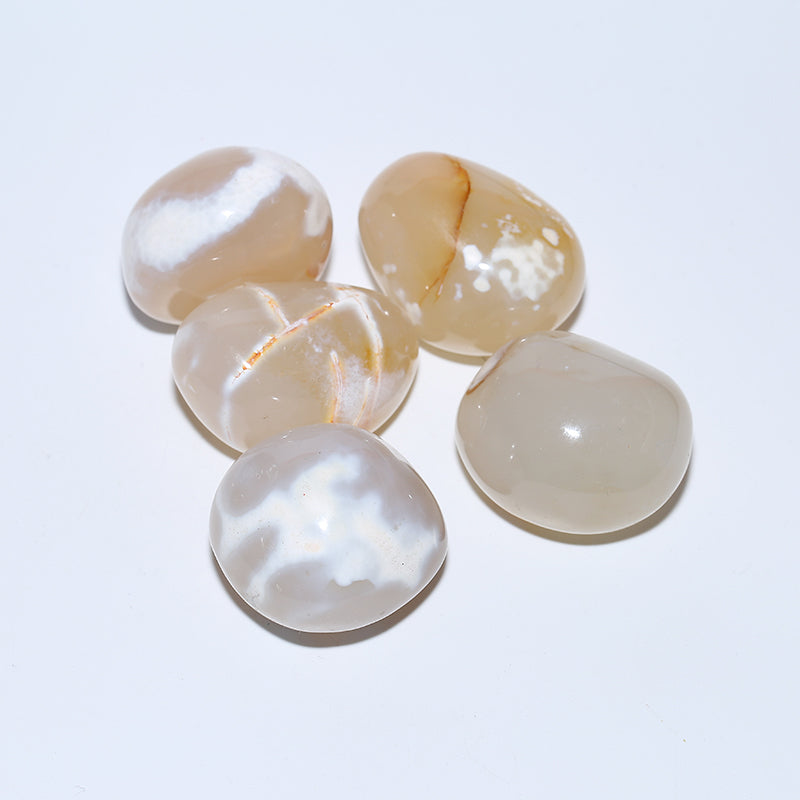 Soyamen agate crystal palm stone