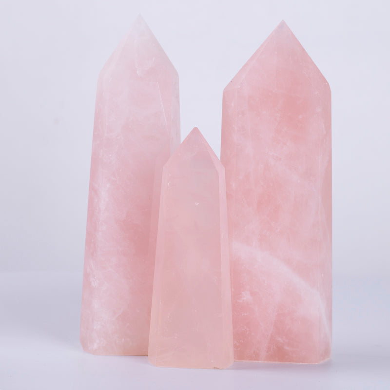 Palo de rosa rosa de cristal natural con punta de cuarzo