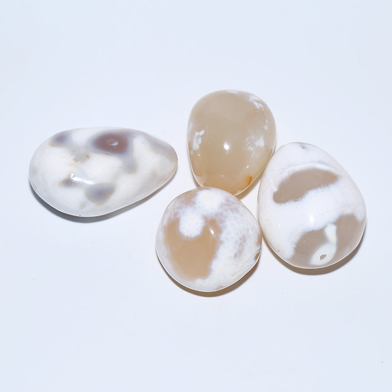 Soyamen agate crystal palm stone