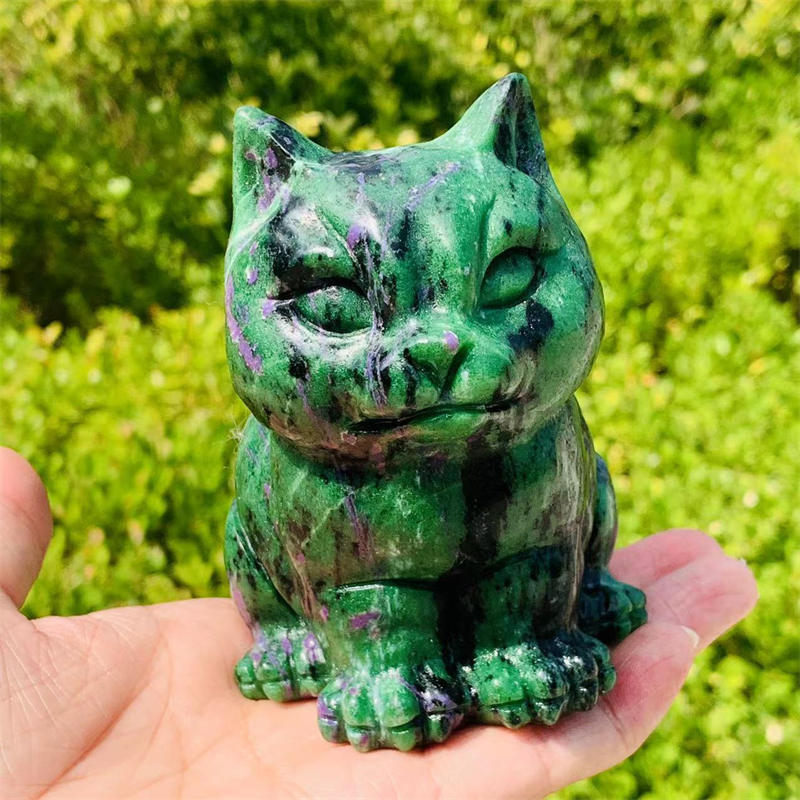 1pc Natural zoisite cat hand carved Quartz Crystal skull Reiki