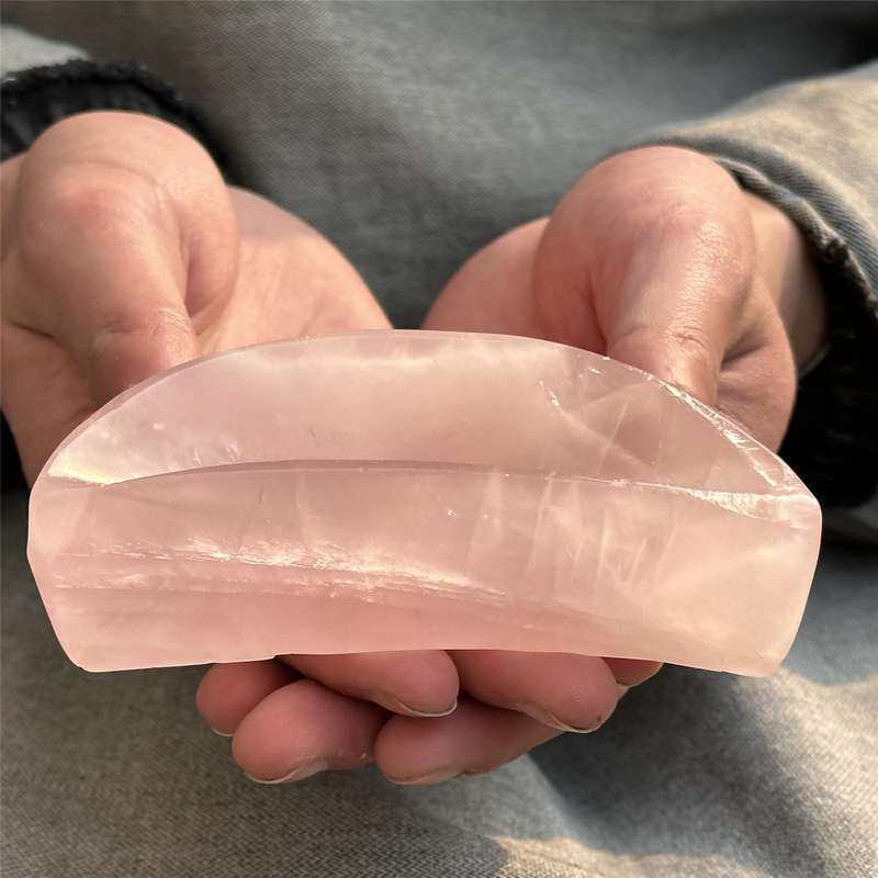 0.2kg Natural rose quartz moon ashtray carved Quartz Crystal skull Healing