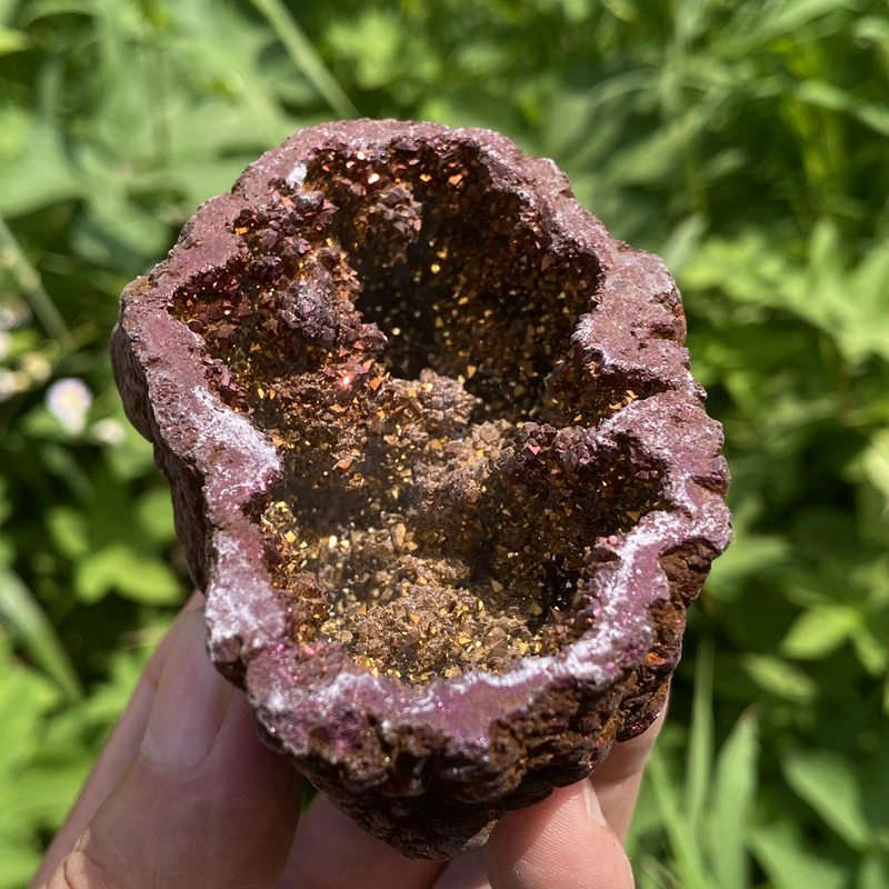170g Electroplating color Natural Crystal Agate cave ornaments crystal cluster q