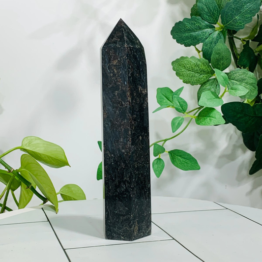 642g Natural Firework Stone Quartz Obelisk Crystal Wand Point Tower Healing