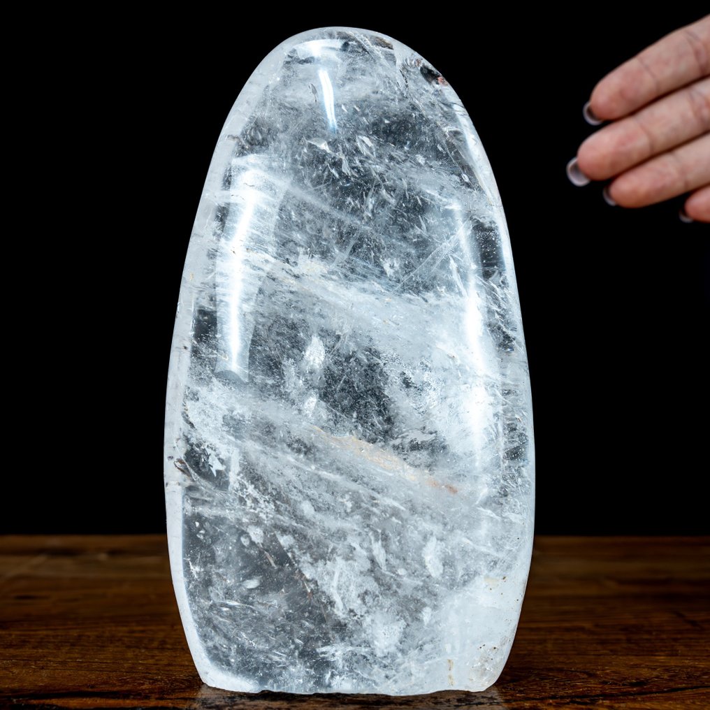Natural AAA+++ Clear Quartz Crystal- 942.17 g