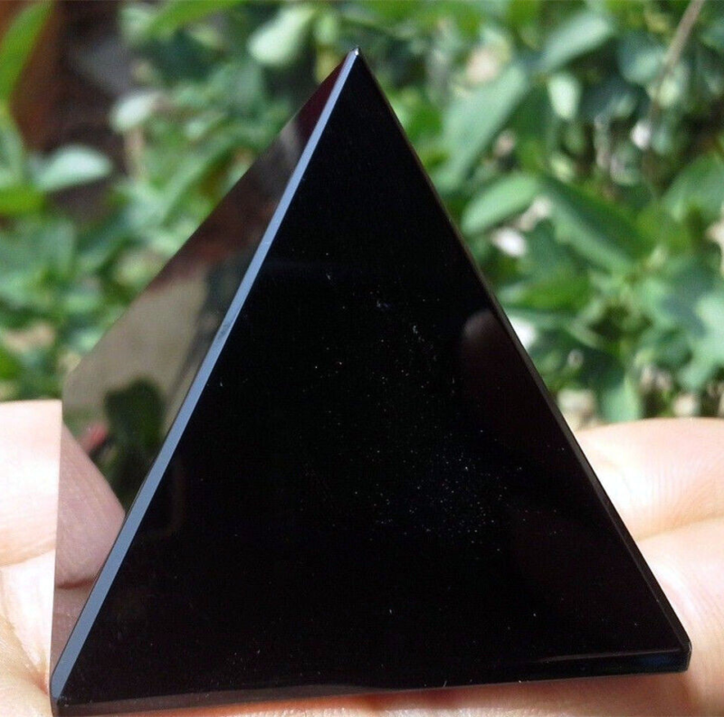 50-60g 1pcs NATURAL Obsidian Quartz Crystal Pyramid Healing