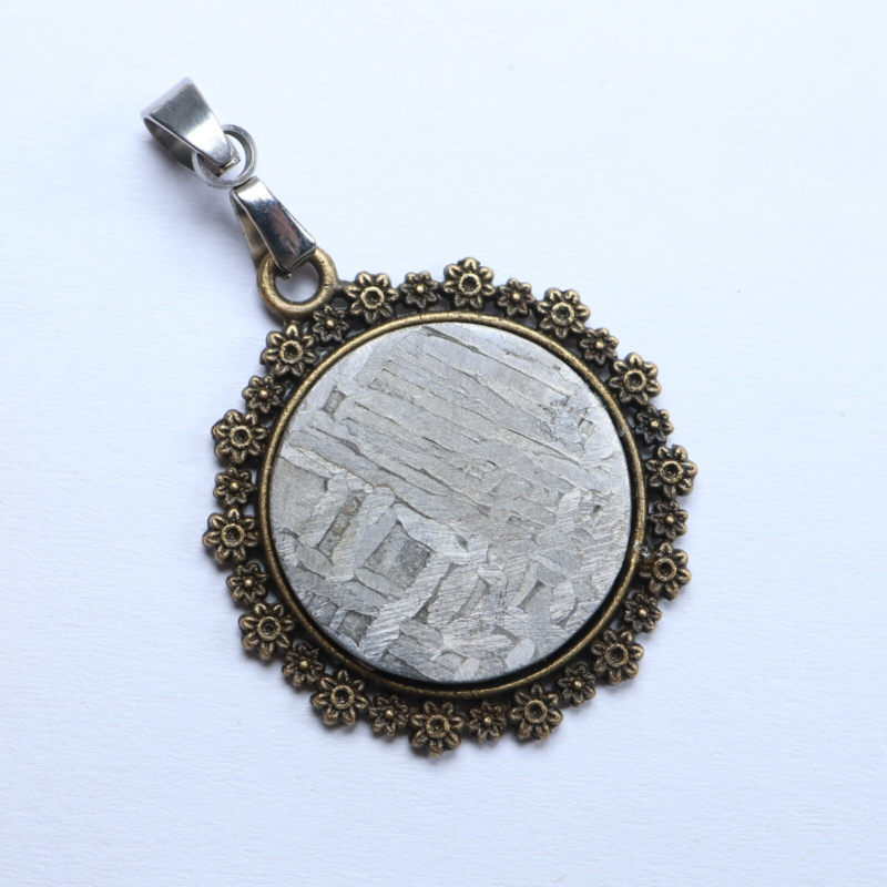 Muonionalusta meteorite Necklace pendant R2213
