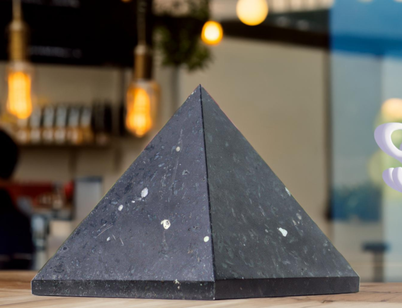 Black Tourmaline Pyramid 165mm - Protective Healing Crystal, Spiritual Chakra