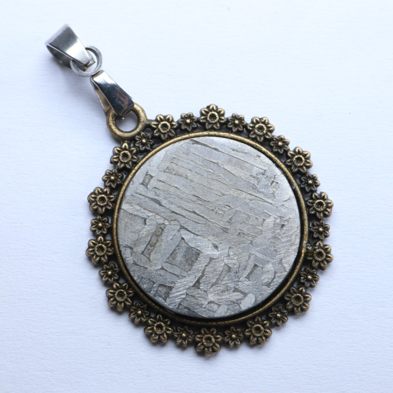 Muonionalusta meteorite Necklace pendant R2213
