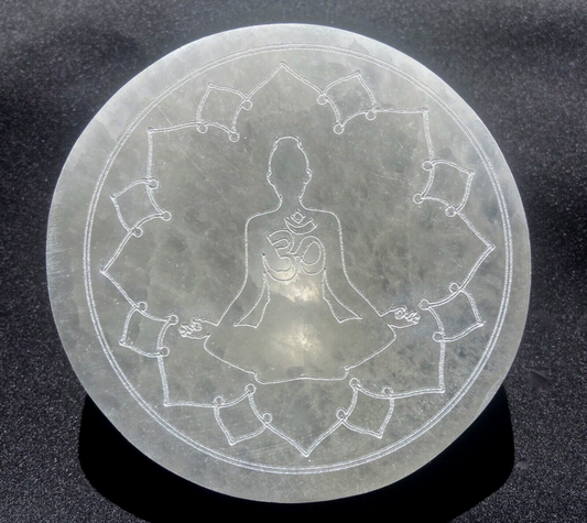 Selenite Crystal(Gypsum)Etched White Lotus Mediation Disk 246 Grams- 8.6 Oz&apos;s