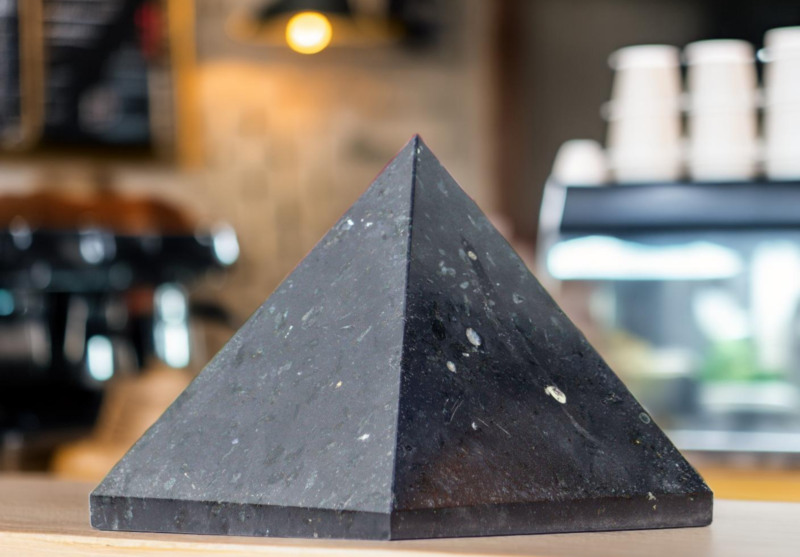 Black Tourmaline Pyramid 165mm - Protective Healing Crystal, Spiritual Chakra