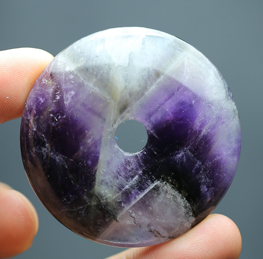 167.5Ct Natural Purple Crystal Amethyst "pyramid" Peace Buckle Pendant Polished