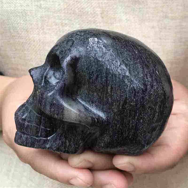 0.55Kg Natural black jade quartz skull carved Quartz Crystal skull Healing