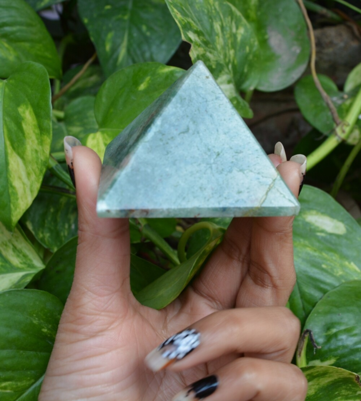 Chakra Pyramid Stone Crystal Yoga Healing NATURAL Spirituality Specimen~I-4842