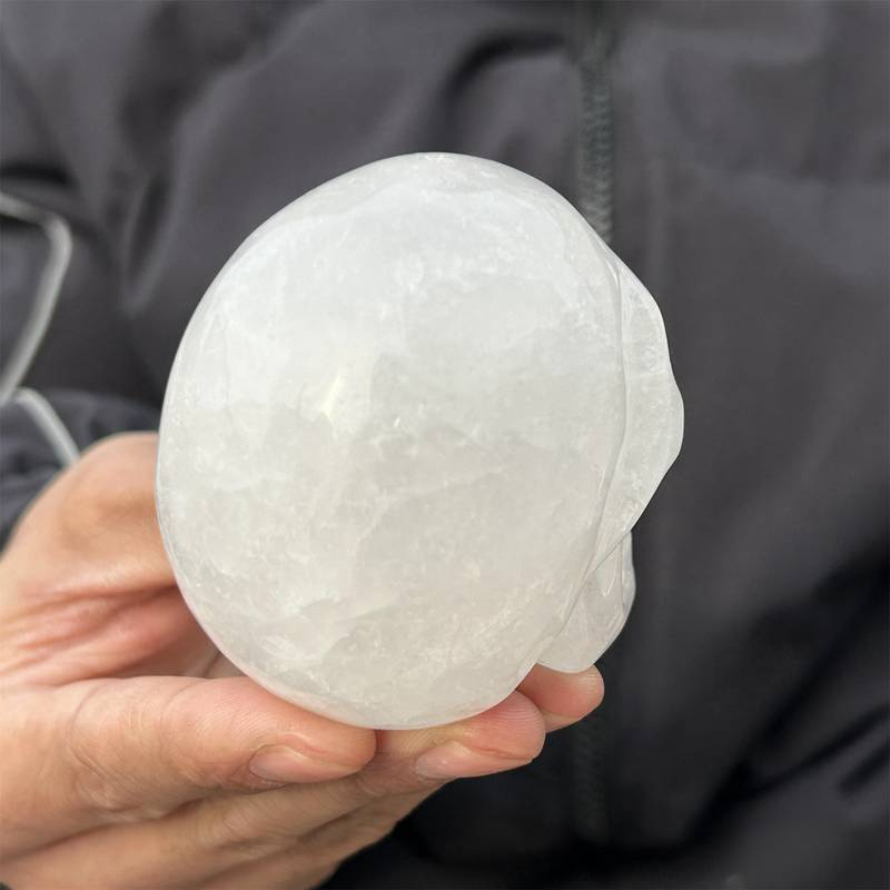 0.33kg Natural clear quartz skull carved Quartz Crystal skull Healing