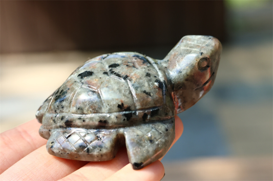 2&apos;&apos; Carved Natural Yooperlite sea Turtle Reiki Quartz Crystal Skull Healing 1pc