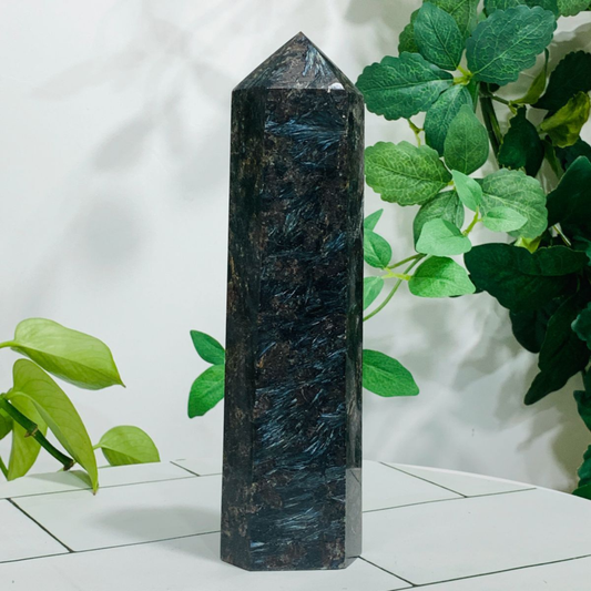 815g Natural Firework Stone Quartz Obelisk Crystal Wand Point Tower Healing