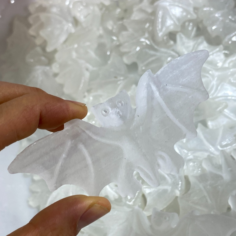 Natural Gypsum Selenite bat  Hand Carved Quartz Crystal Reiki healing 1PC