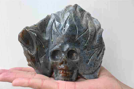 0.36kg Natural unknown quartz skull carved Quartz Crystal skull Healing
