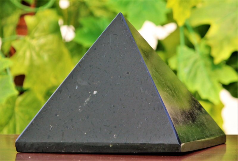 Large 19cm Black Tourmaline Crystal Quartz Healing Energy Gemstone Decor Pyramid