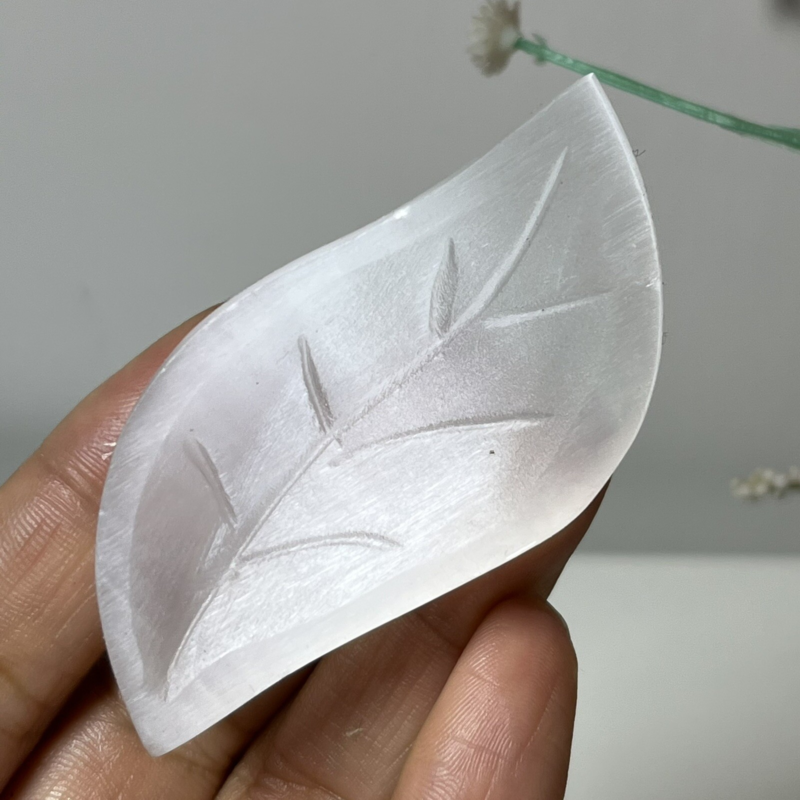 Natural Gypsum Selenite quartz leaves hand carved crystal healing ck21