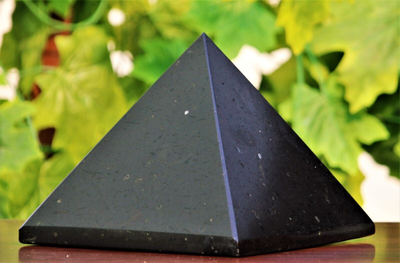 Large 19cm Black Tourmaline Crystal Quartz Healing Energy Gemstone Decor Pyramid
