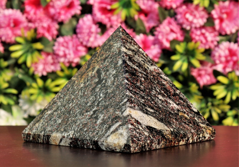 Large 170MM Natural Spinel in Matrix Healing Aura Chakra Spirit Stone Pyramid