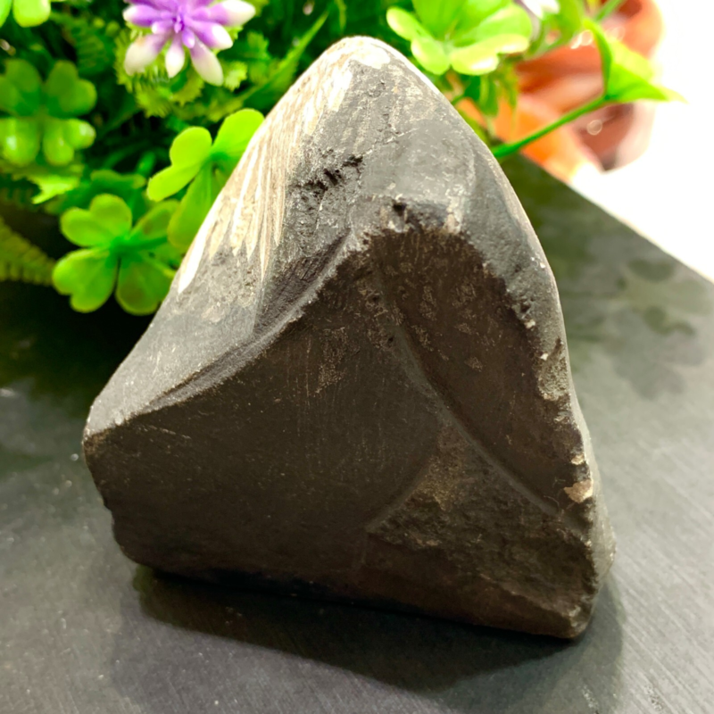 240g Natural Gems Chrysanthemum Crystal Palm Stone Materials Energy Specimen