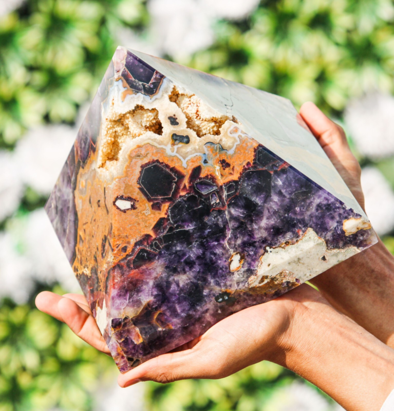 Superb 190MM Natural Blue Auralite 23 Stone Healing Chakra Egyptian Pyramid