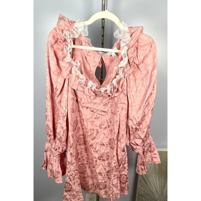NWT For Love and Lemons Pink Rosalia Ruffle Floral Jacquard Mini Dress Size M