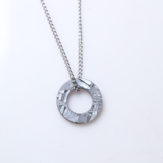 Meteorite pendant,Muonionalusta iron meteorite circular Necklace pendant