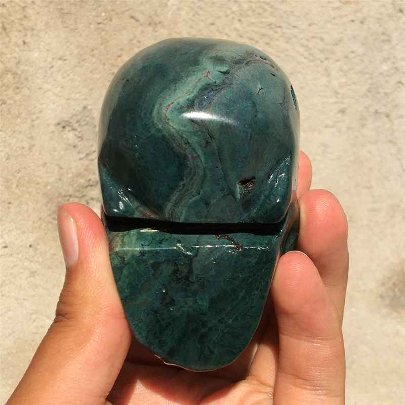 0.34kg Natural agate skull carved Quartz Crystal skull Healing