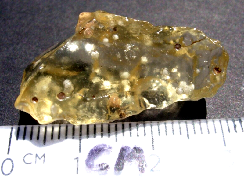 18.53 cts  3.71 grams Libyan Desert Glass Cristobalite Meteorite Impact Specimen