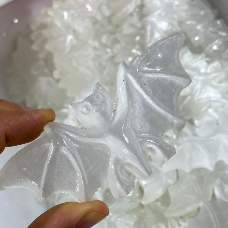 Natural Gypsum Selenite bat  Hand Carved Quartz Crystal Reiki healing 1PC