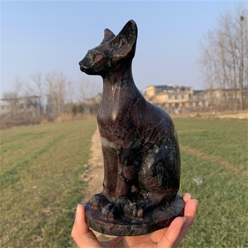 1.46kg Natural Carved Garnet Cat Figurines Reiki Quartz Crystal Skull Decor