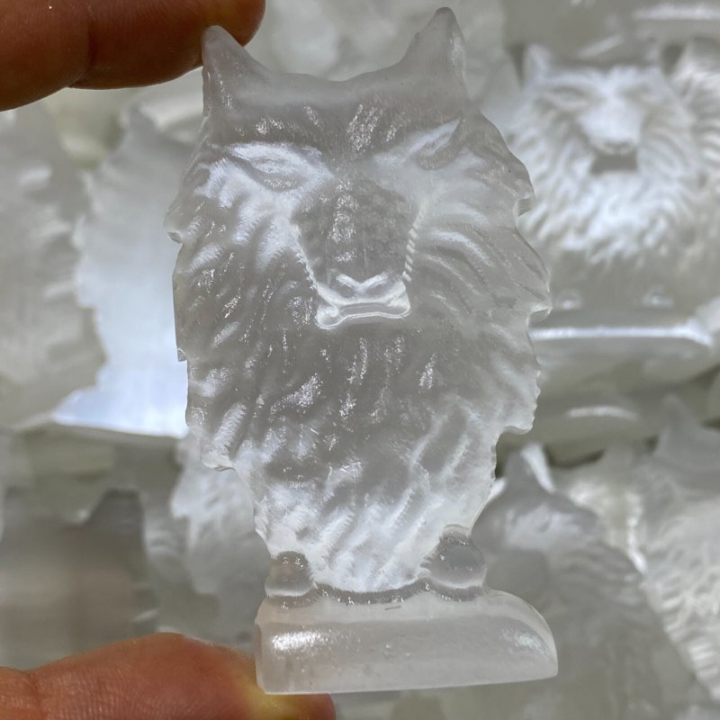 2"+Natural Gypsum Selenite  Wolf  Hand Carved Quartz Crystal Reiki healing 1PC