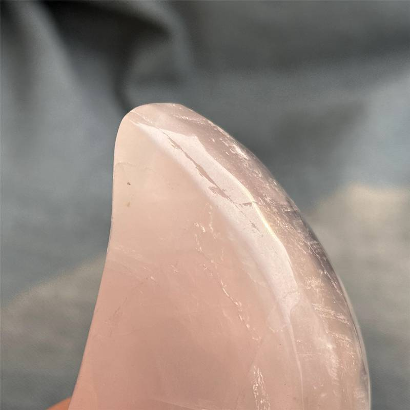 0.2kg Natural rose quartz moon ashtray carved Quartz Crystal skull Healing