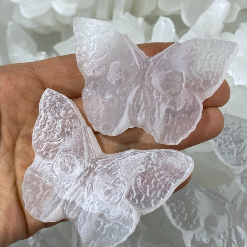 Natural Gypsum Selenite butterfly Hand Carved Quartz Crystal Reiki healing 1PC