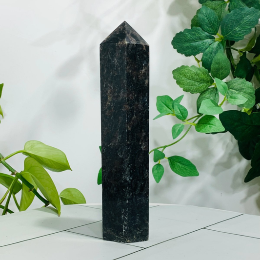 838g Natural Firework Stone Quartz Obelisk Crystal Wand Point Tower Healing