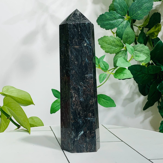 852g Natural Firework Stone Quartz Obelisk Crystal Wand Point Tower Healing