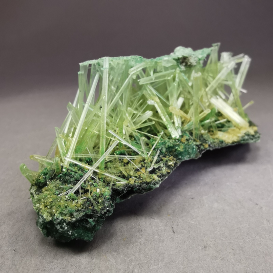 13.5 g RARE Gypsum var. Selenite w. Atacamite / Poland / Rough Crystal Specimen