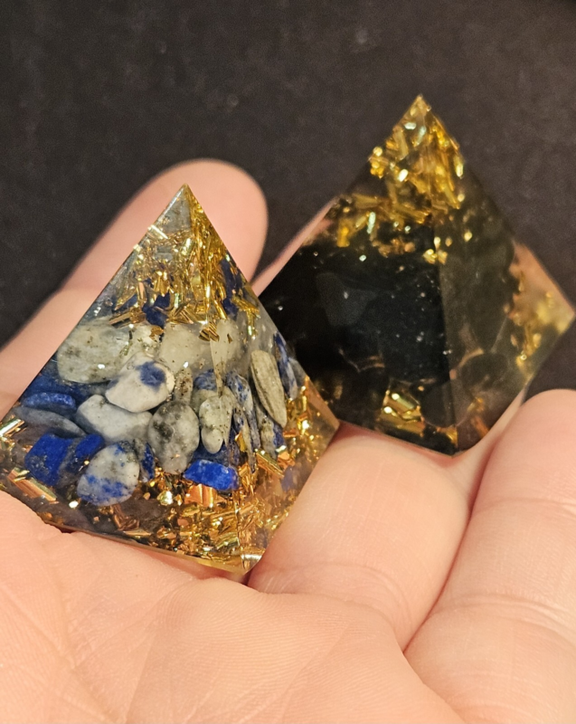 2 Orgonite Resin Pyramids Lapis Lazuli Black Onyx Gold Leaf Stone Chips Reiki