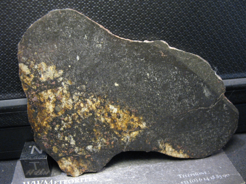 Meteorite NWA 11452 - LL4-6 Breccia - Equilibrated mix of chondritic materials