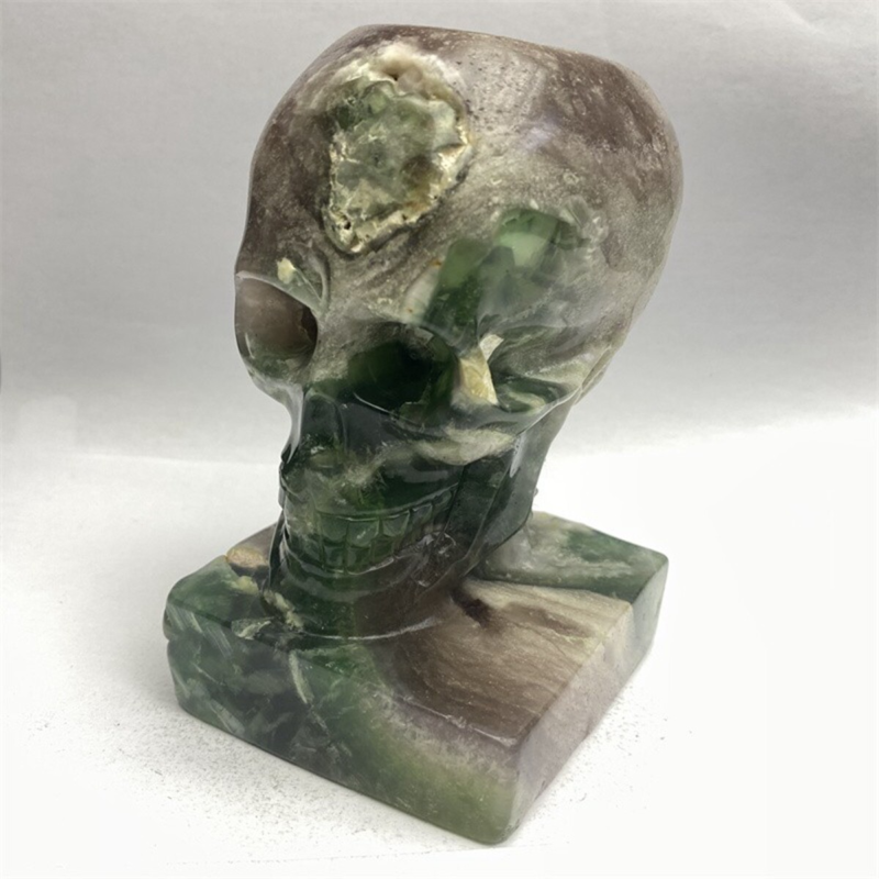1550g Natural Beantiful Fluorite Quartz Skull Hand Carved Crystal Healing Skull