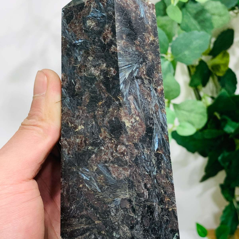 840g Natural Firework Stone Quartz Obelisk Crystal Wand Point Tower Healing
