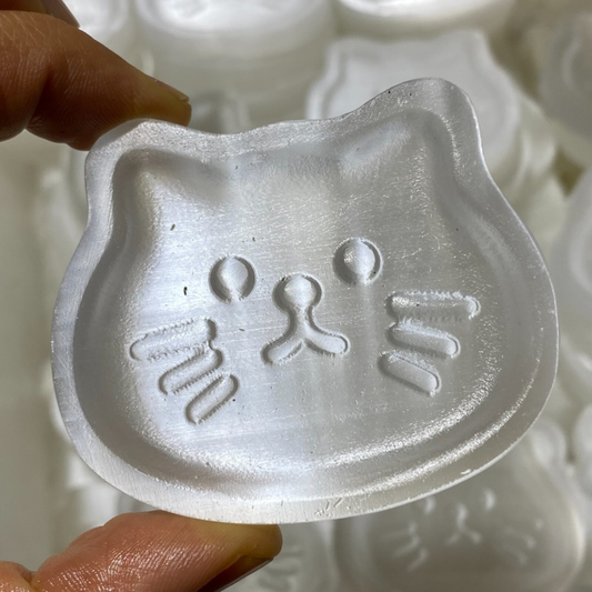 Natural Gypsum Selenite cat Hand Carved Quartz Crystal Reiki healing 1PC