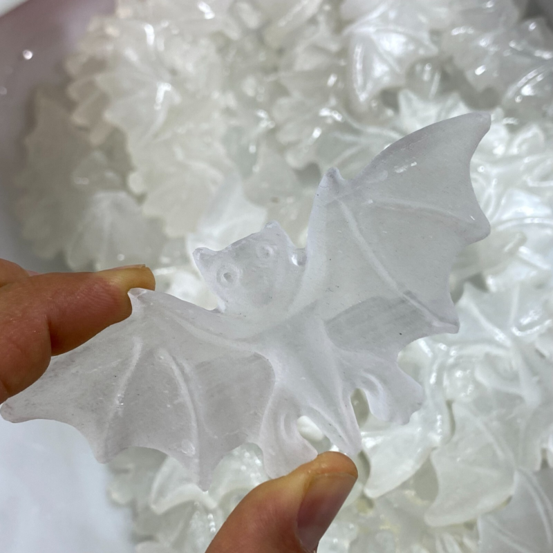 Natural Gypsum Selenite bat  Hand Carved Quartz Crystal Reiki healing 1PC