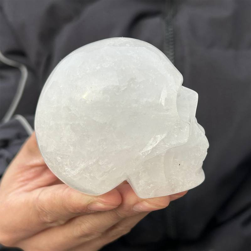 0.33kg Natural clear quartz skull carved Quartz Crystal skull Healing