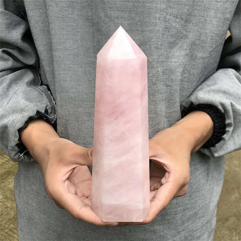 1.06kg Natural Rose Quartz Obelisk Quartz Crystal Point Wand Healing Gem