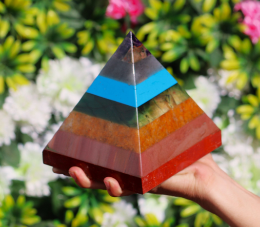 14CM Natural Seven Chakra Aura Healing Power Reiki Spirit Energy Stone Pyramid